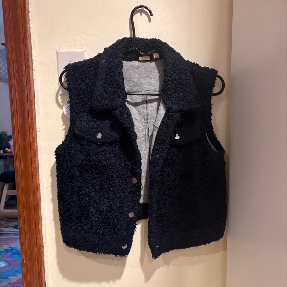 Gap Navy Fuzzy Vest